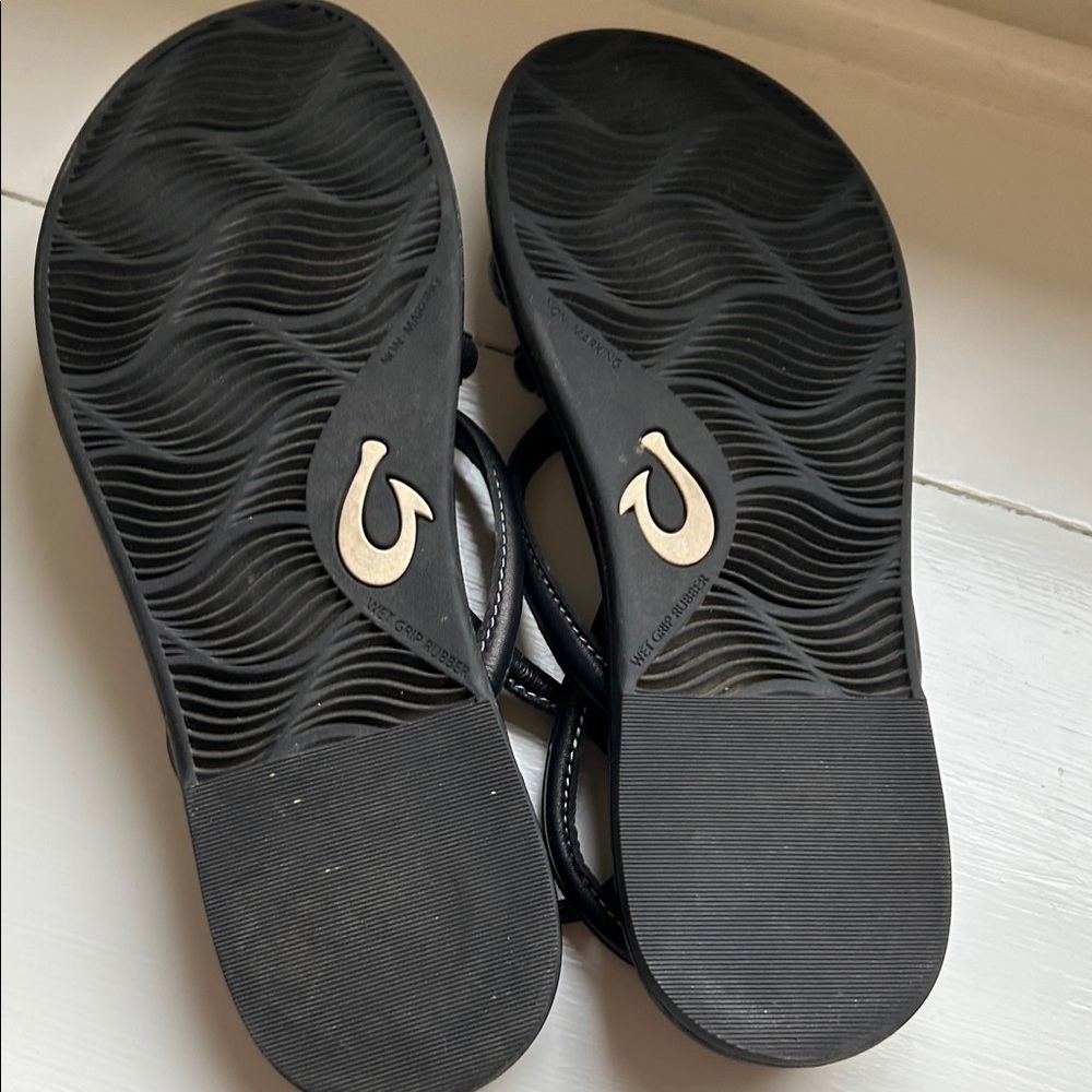 OluKai Black Triple-Strap Leather Slide Sandals - Picture 5 of 5